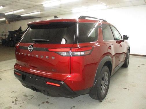 Scarlet Ember Tintcoat 2026 Nissan Pathfinder SV