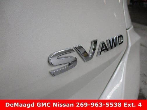 2018 Nissan Rogue SV