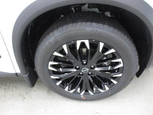 Everest White Pearl Tricoat 2026 Nissan Rogue Dark Armor