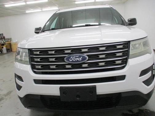 2016 Ford Explorer Base