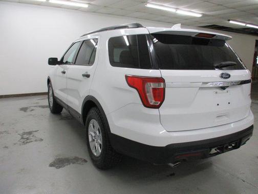 2016 Ford Explorer Base