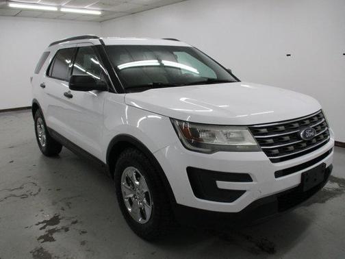 2016 Ford Explorer Base