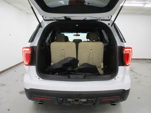 2016 Ford Explorer Base