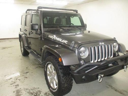 Granite Crystal Metallic Clearcoat 2018 Jeep Wrangler JK Unlimited Sahara