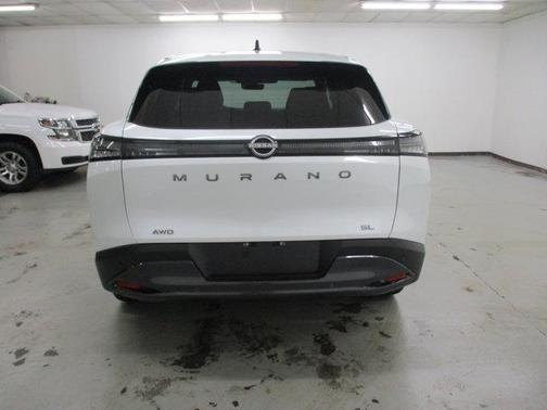 Everest White Pearl Tricoat 2026 Nissan Murano SL