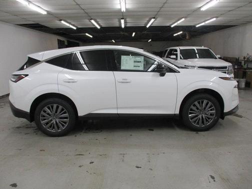 Everest White Pearl Tricoat 2026 Nissan Murano SL