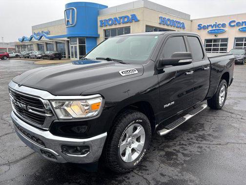 Diamond Black Crystal Pearlcoat 2020 RAM 1500 Big Horn/Lone Star