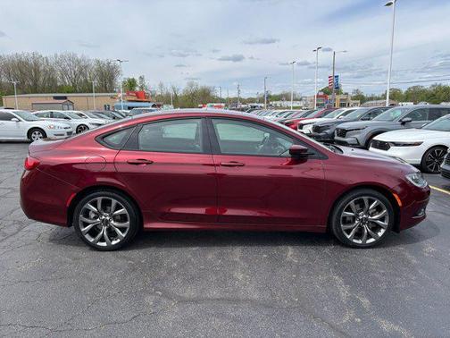 Velvet Red Pearlcoat 2016 Chrysler 200 S