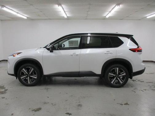 2025 Nissan Rogue SL