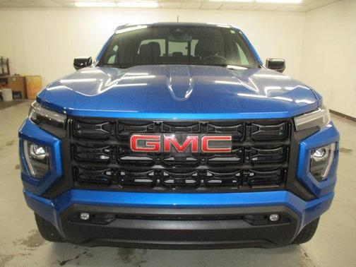 Dynamic Blue Metallic 2024 GMC Canyon Elevation