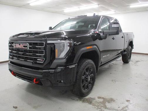 2025 GMC Sierra 2500 AT4