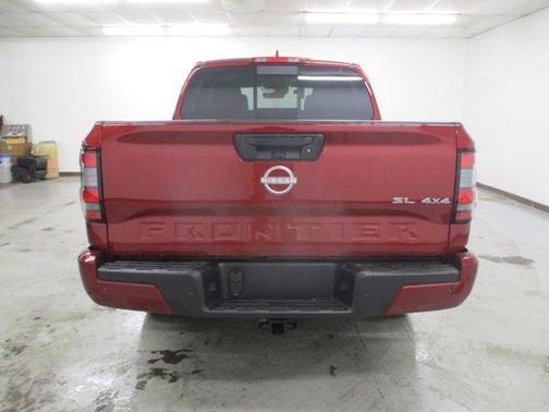 2025 Nissan Frontier SL