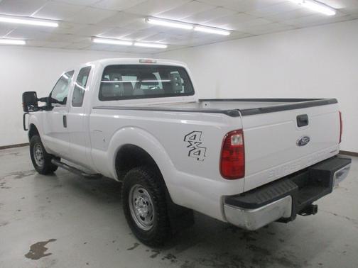 Oxford White 2016 Ford F-250 XLT