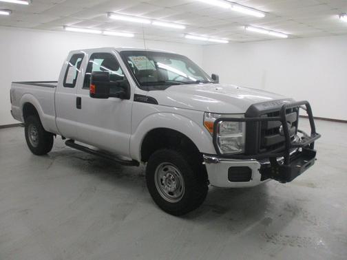 Oxford White 2016 Ford F-250 XL