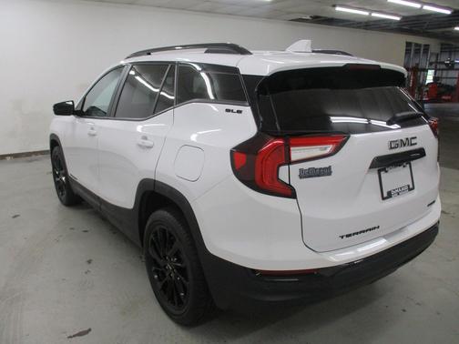 Summit White 2023 GMC Terrain SLE