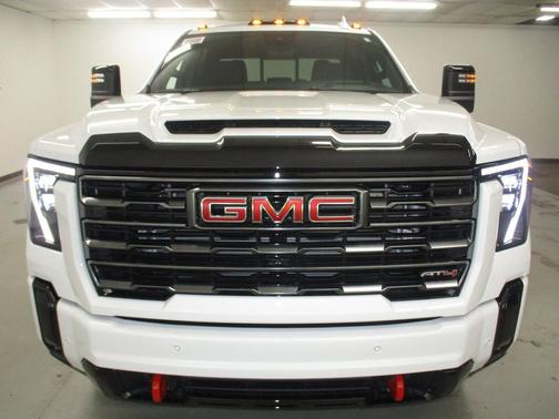 Summit White 2026 GMC Sierra 2500 AT4