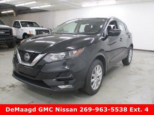 2020 Nissan Rogue Sport SV