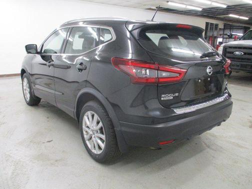 2020 Nissan Rogue Sport SV