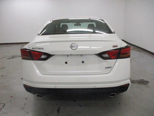 2025 Nissan Altima SR AWD