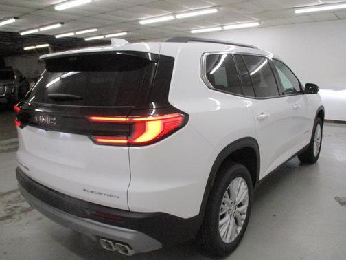 2026 GMC Acadia AWD Elevation