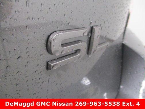 2025 Nissan Armada SL 4WD