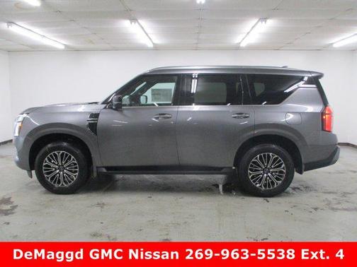 2025 Nissan Armada SL 4WD