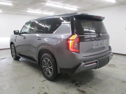 2025 Nissan Armada SL 4WD