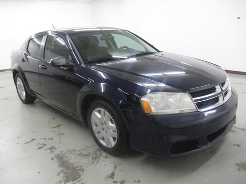 True Blue Pearlcoat 2014 Dodge Avenger SE V6