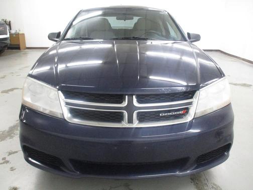 True Blue Pearlcoat 2014 Dodge Avenger SE V6