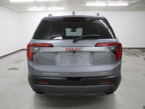 2021 GMC Acadia AWD AT4