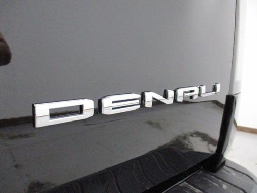2025 GMC Sierra EV Max Range Denali