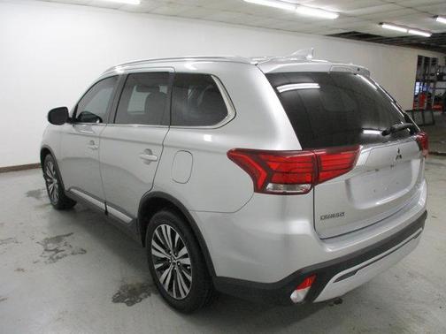 2019 Mitsubishi Outlander SEL