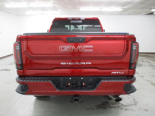 2024 GMC Sierra 2500 AT4