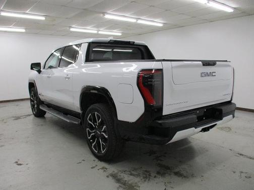 2025 GMC Sierra EV Max Range Denali