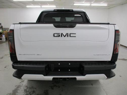 2025 GMC Sierra EV Max Range Denali