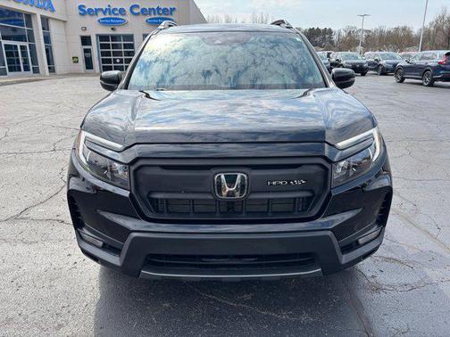 Crystal Black Pearl 2024 Honda Passport AWD TrailSport
