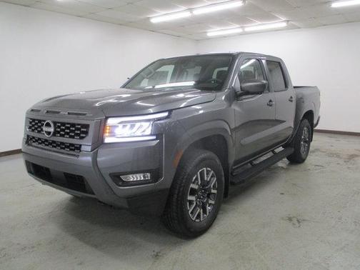 2025 Nissan Frontier SL