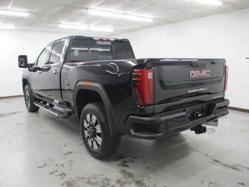 2025 GMC Sierra 2500 Denali