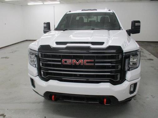 2022 GMC Sierra 2500 AT4