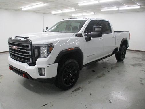 2022 GMC Sierra 2500 AT4