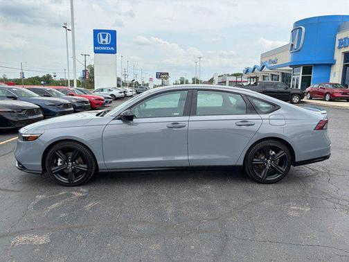 Urban Gray Pearl 2023 Honda Accord Hybrid Sport-L