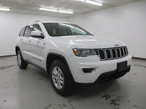 2020 Jeep Grand Cherokee Laredo
