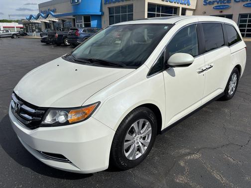 White Diamond Pearl 2015 Honda Odyssey EX-L