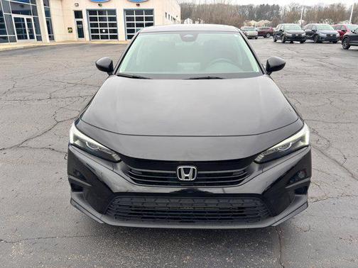 Crystal Black Pearl 2022 Honda Civic EX