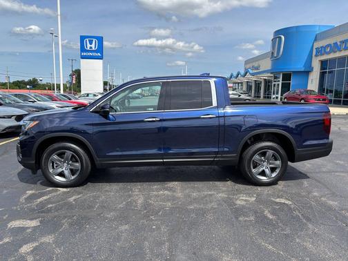 Obsidian Blue Pearl 2023 Honda Ridgeline RTL-E