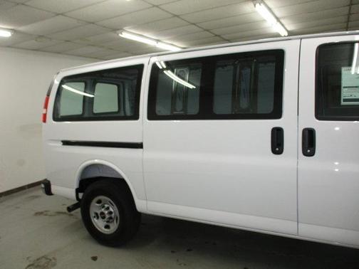 Summit White 2026 GMC Savana 3500 3500 Regular Wheelbase, Work Van, RWD