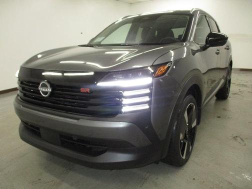 Gun Metallic 2026 Nissan Kicks SR