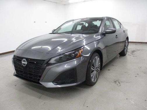 Gun Metallic 2026 Nissan Altima SV AWD