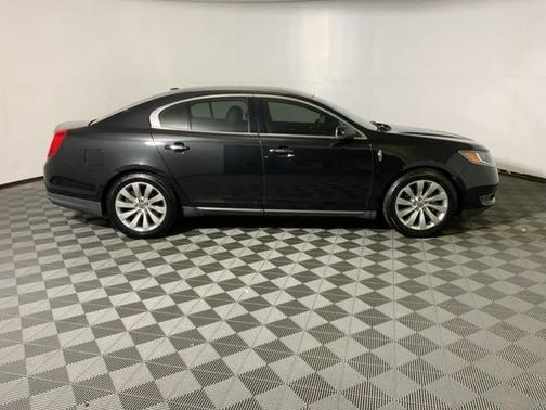 2014 Lincoln MKS Base