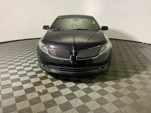 2014 Lincoln MKS Base